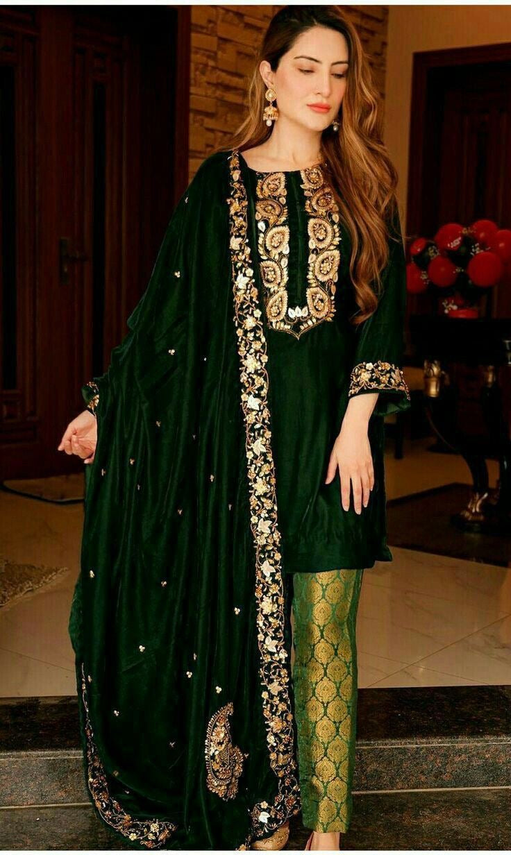 Valvet suit / Green valvet
