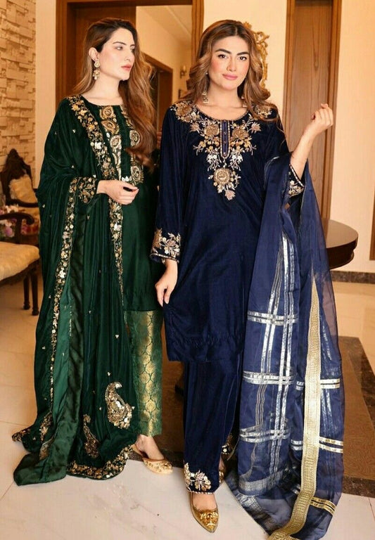 Valvet suit / Green valvet