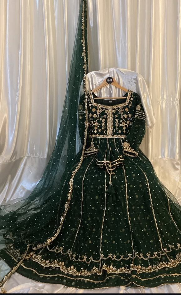 Mehndi Outfit