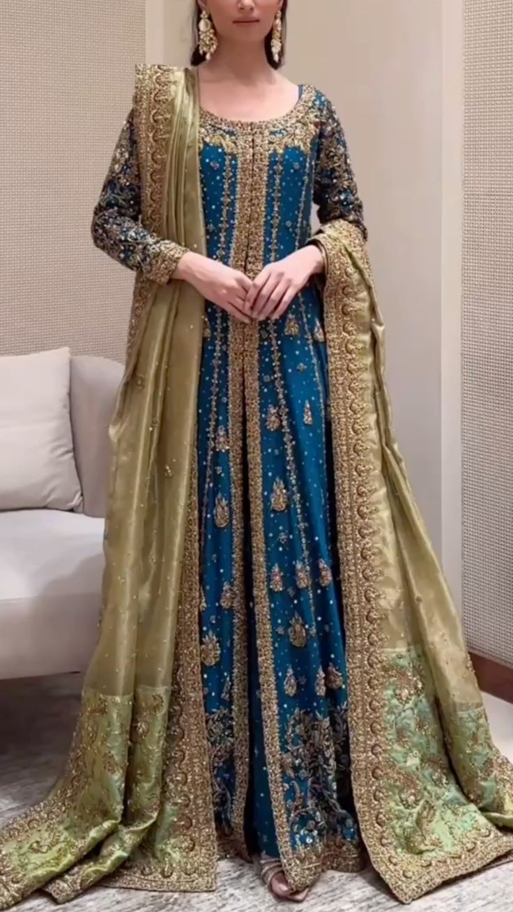 Blue Pishwas Vibes